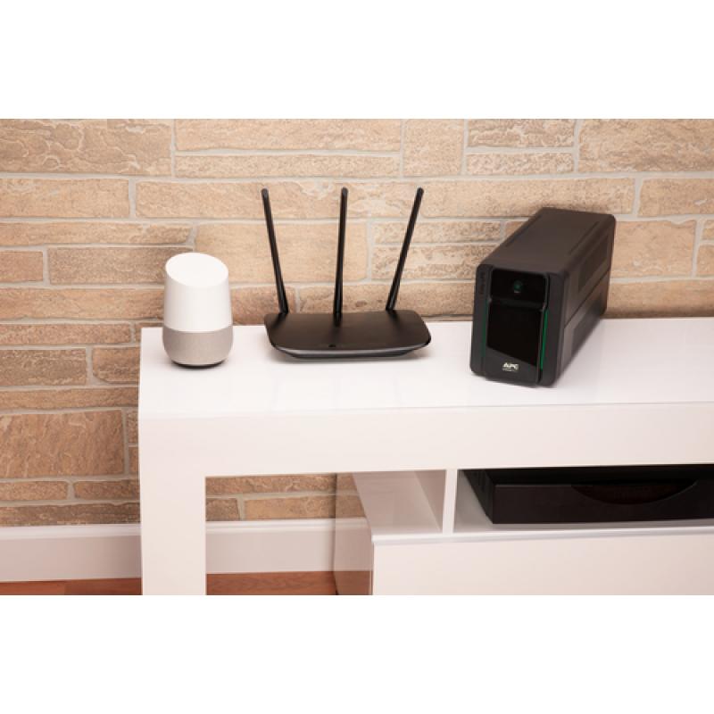 APC BVX900LI-GR sistema de alimentación ininterrumpida (UPS) Línea interactiva 900 VA 480 W 2 salidas AC - Imagen 5