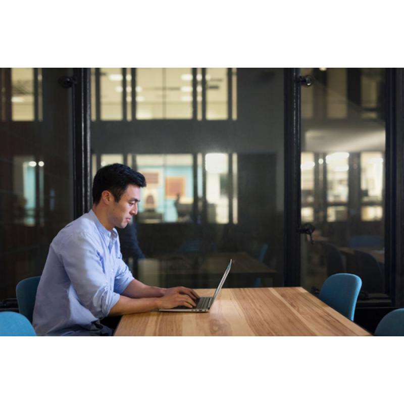 HP EliteBook 850 G8 Portátil 39,6 cm (15.6") Full HD Intel® Core™ i7 de 11ma Generación 16 GB DDR4-SDRAM 512 GB SSD Wi-Fi 6 (802