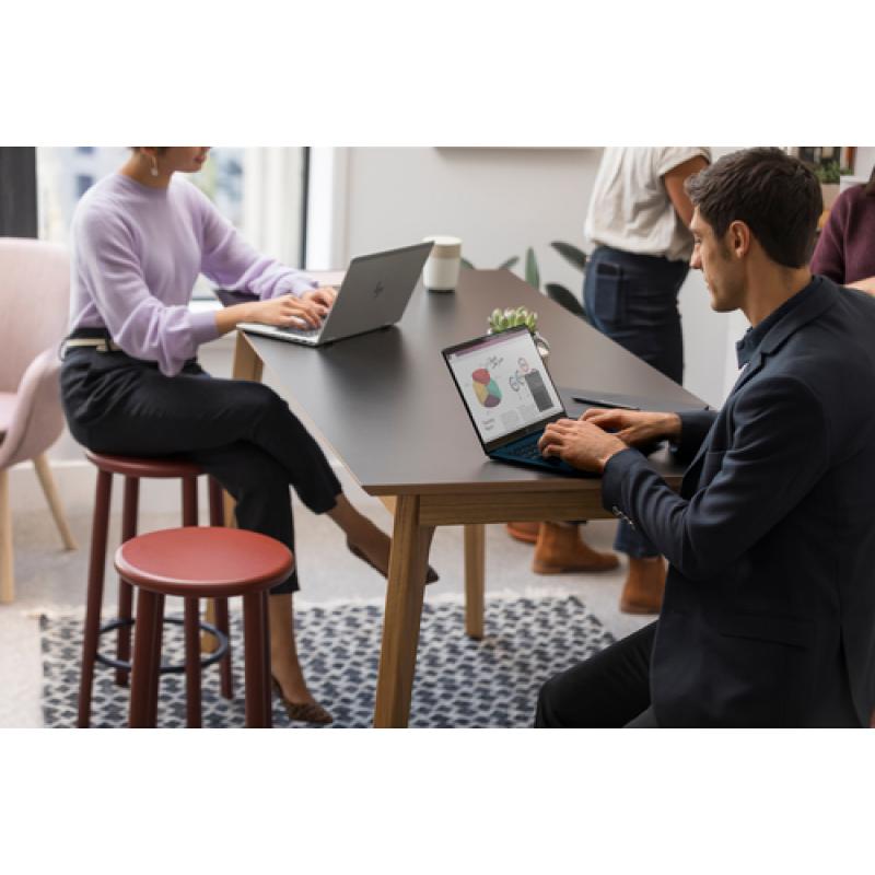 HP EliteBook 850 G8 Portátil 39,6 cm (15.6") Full HD Intel® Core™ i5 de 11ma Generación 8 GB DDR4-SDRAM 256 GB SSD Wi-Fi 6 (802.